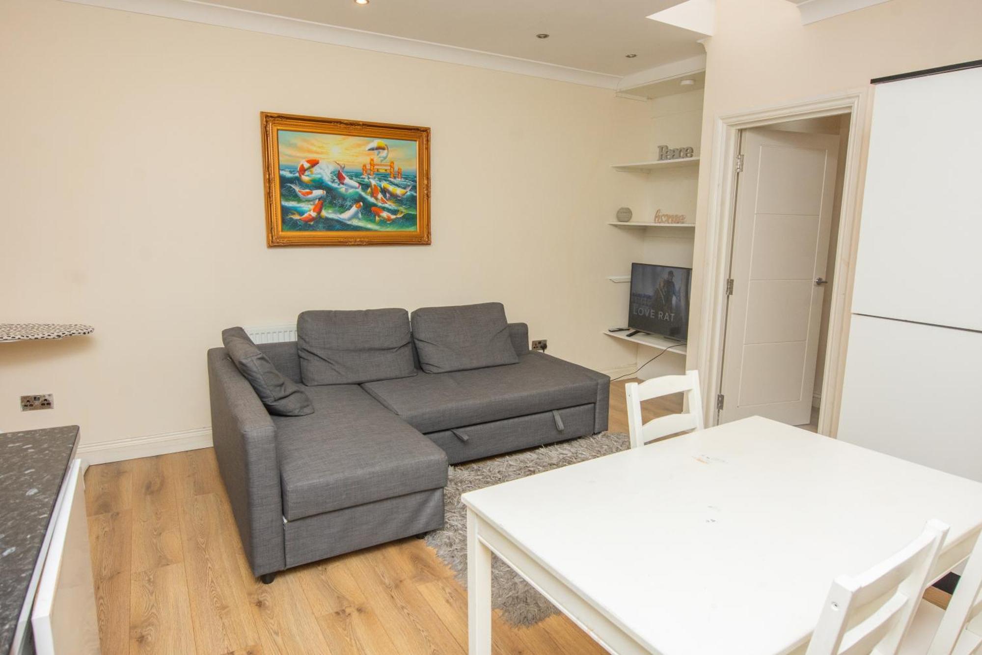 Evergreen Apartments- Flat 2 Appartement *