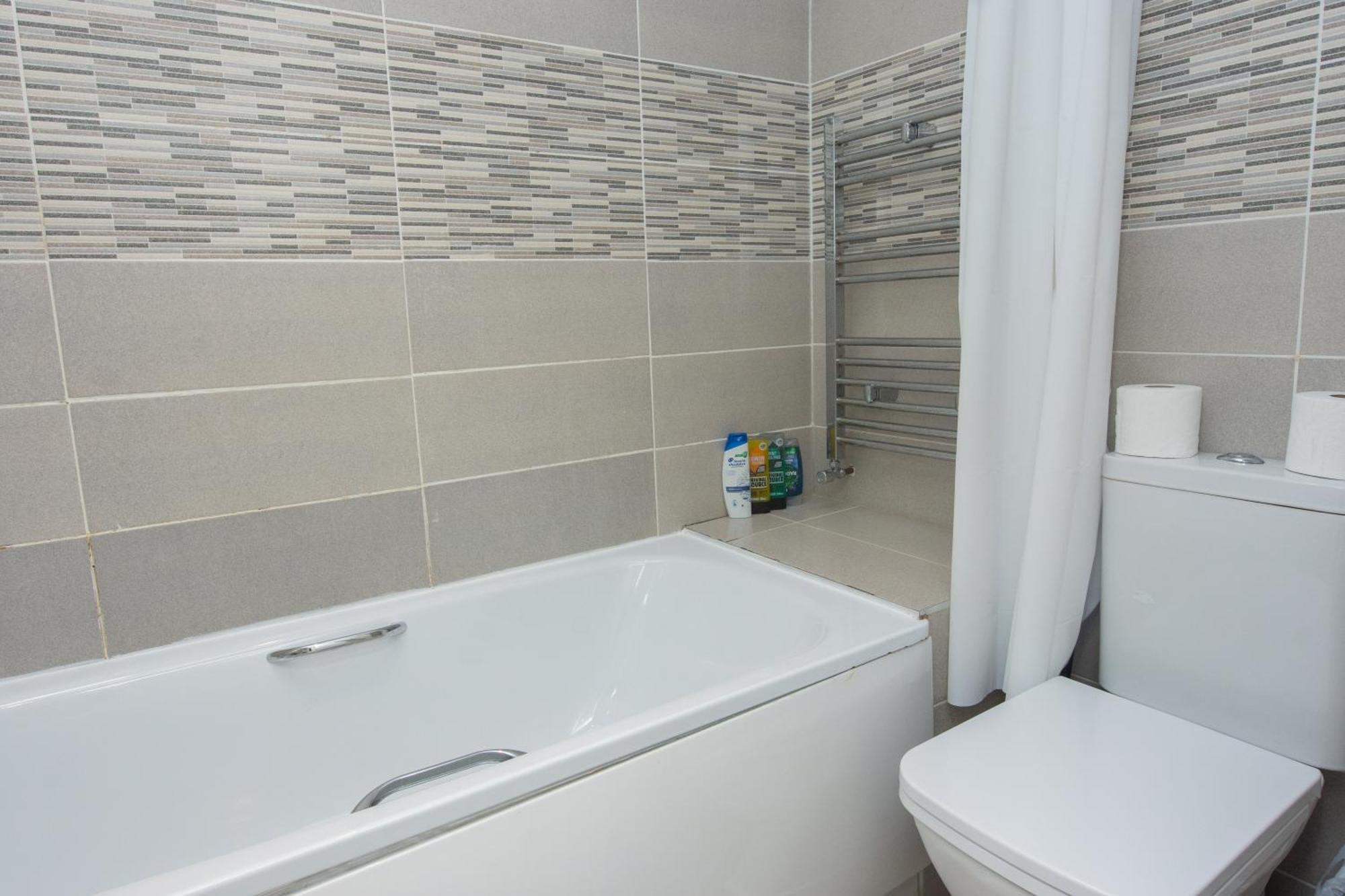 Appartement Evergreen Apartments- Flat 2 *